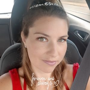 Meet your Posher, Bethany